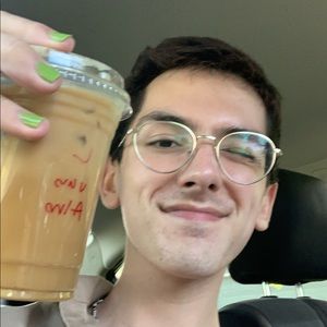 Meet your Posher, Evan